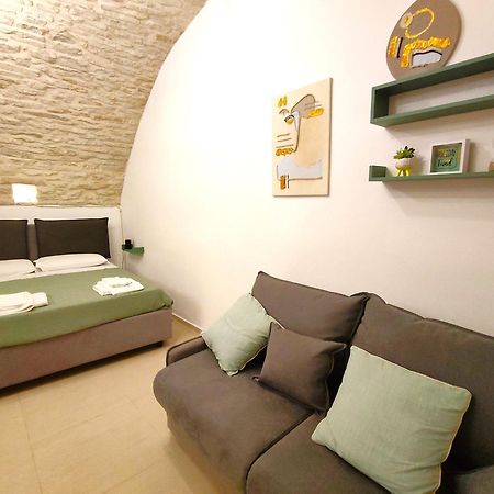 Corte Pietrantica - Charming Rooms & Suites Giovinazzo Ngoại thất bức ảnh