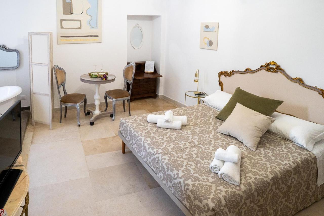 Corte Pietrantica - Charming Rooms & Suites Giovinazzo Ngoại thất bức ảnh