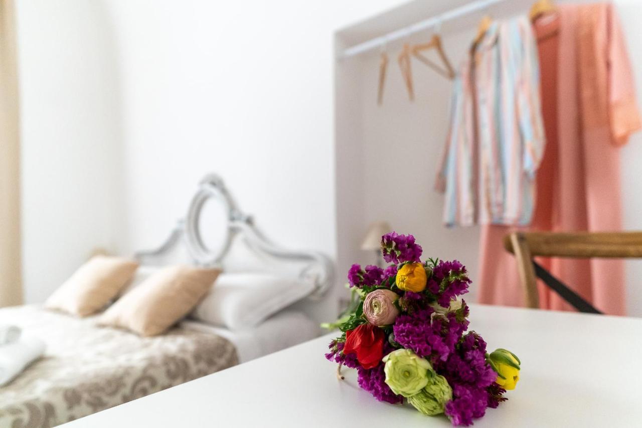 Corte Pietrantica - Charming Rooms & Suites Giovinazzo Ngoại thất bức ảnh