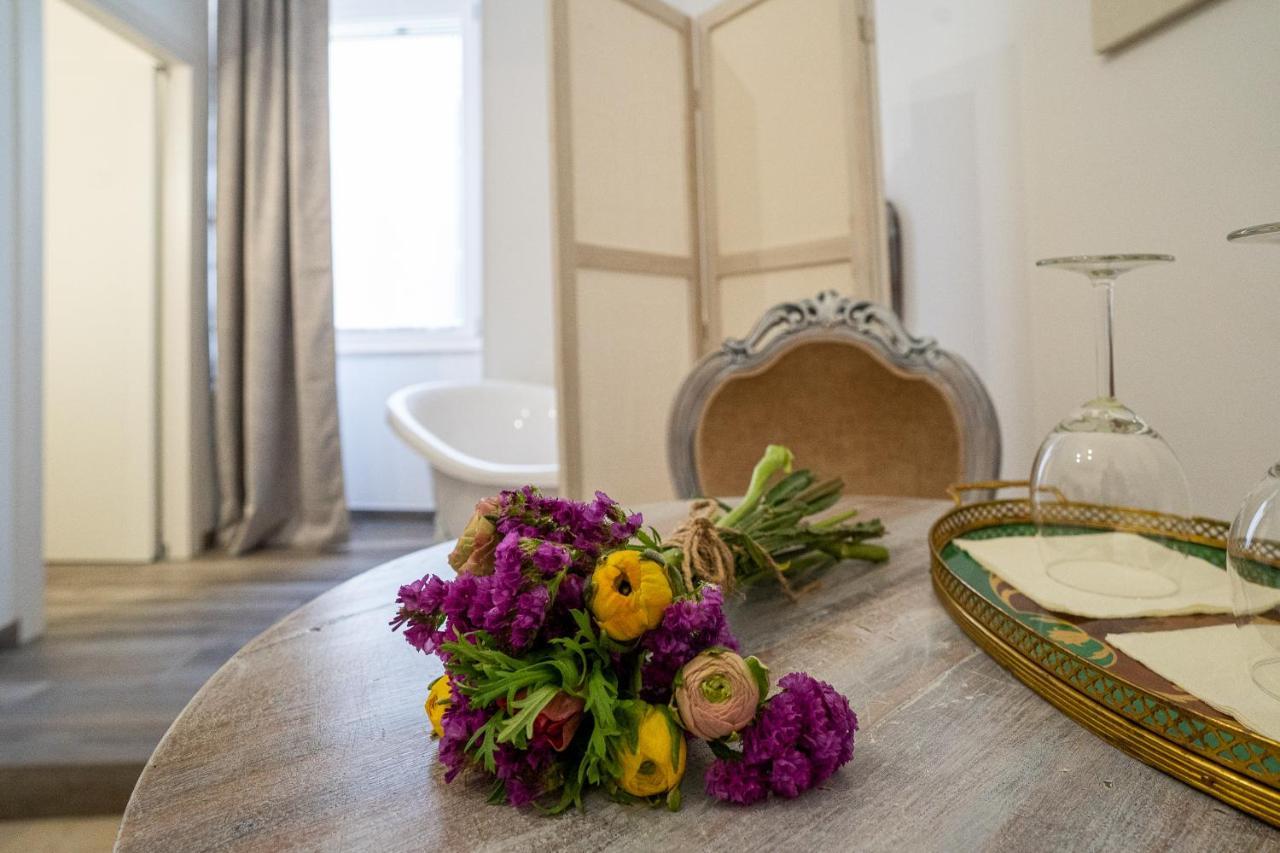 Corte Pietrantica - Charming Rooms & Suites Giovinazzo Ngoại thất bức ảnh