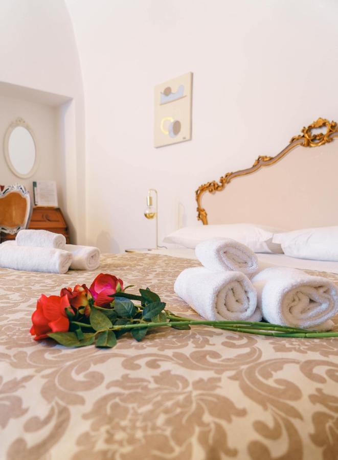 Corte Pietrantica - Charming Rooms & Suites Giovinazzo Ngoại thất bức ảnh